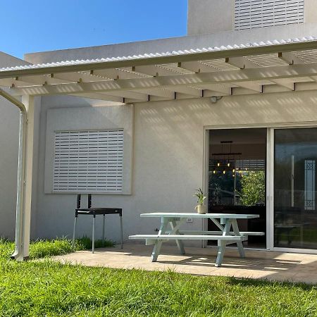 Villa הבית הלבן בכפר בלום Exterior foto